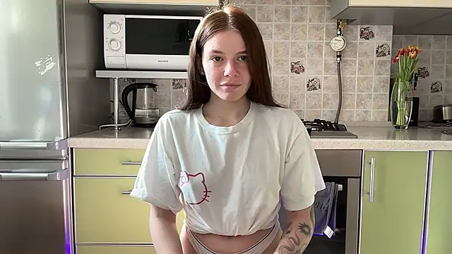 Snapshot of mia___mi chatting on 03-10-25, 07:33 mia mi online show from 03-10-25, 07:33