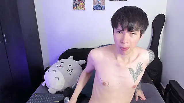 Snapshot of Aventure_Twinks chatting on 10-07-25, 05:36 Aventure Twinks online show from 10-07-25, 05:36