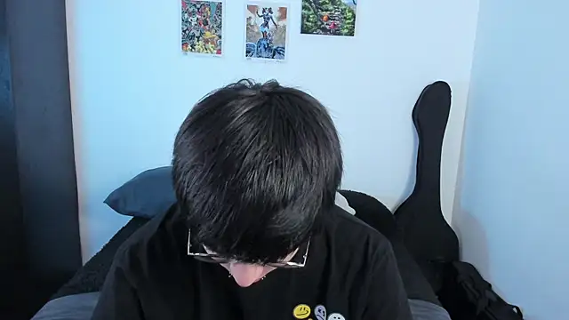 Snapshot of Aventure_Twinks chatting on 01-09-26, 06:37 Aventure Twinks online show from 01-09-26, 06:37