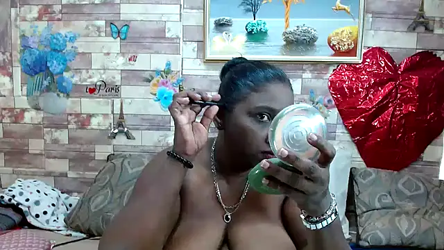 Snapshot of Indian_tracy chatting on 03-19-25, 07:51 Indian tracy online show from 03-19-25, 07:51