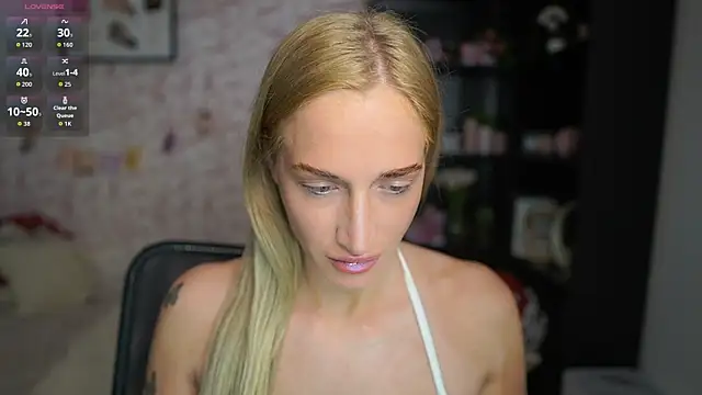 Nicolette  Shea  online show from 02-07-26, 08:22