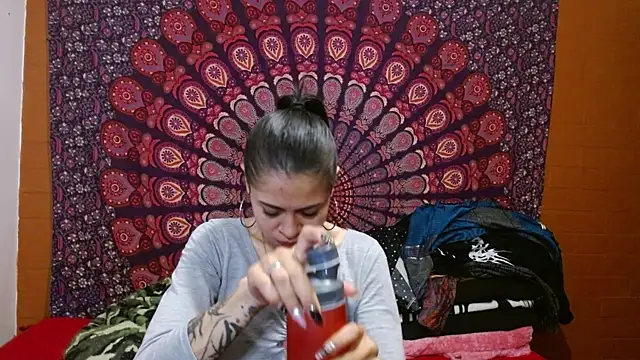 AbbySccott online show from 04-22-26, 12:06