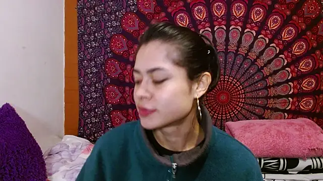 AbbySccott online show from 11-29-25, 12:11