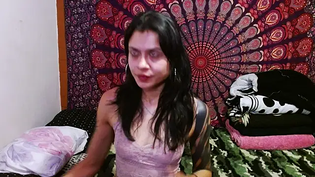 Snapshot of AbbySccott chatting on 07-15-26, 12:17 AbbySccott online show from 07-15-26, 12:17