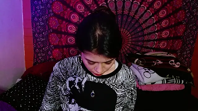 AbbySccott online show from 09-19-25, 01:53