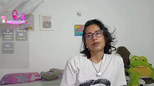 fantasty nylon online show from 06-18-26, 10:26