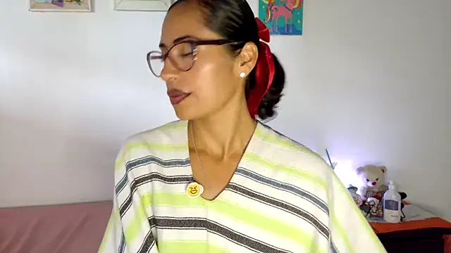 fantasty nylon online show from 05-07-26, 01:36
