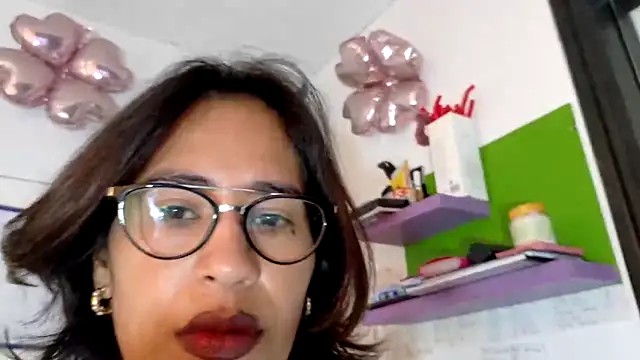 fantasty nylon online show from 11-17-25, 05:06