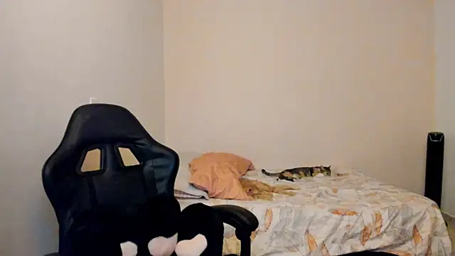 nina pons online show from 04-07-26, 12:12