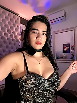 ZarahEvans online show from 11-01-25, 03:39