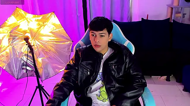 Franco Rizzo  online show from 11-24-25, 08:09