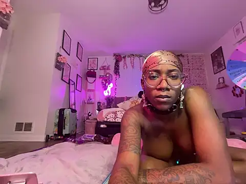 VixenCapri online show from 01-11-26, 10:22