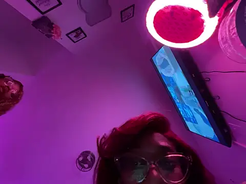 VixenCapri online show from 01-08-26, 02:12