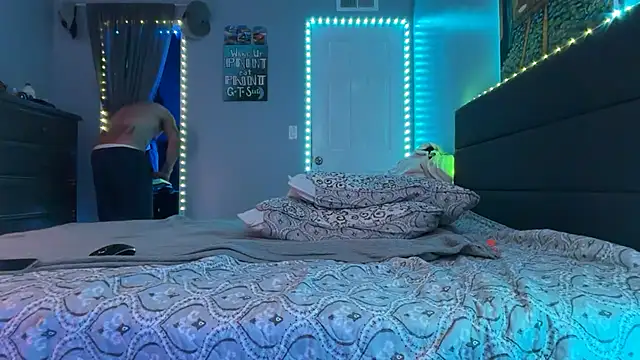 RoodoggXL online show from 03-05-26, 10:59