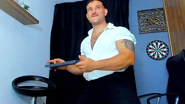 AndrewDiaz online show from 06-07-26, 01:11