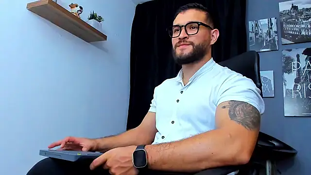 AndrewDiaz online show from 10-31-25, 03:14