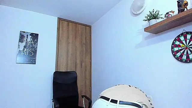 AndrewDiaz online show from 09-27-25, 04:13