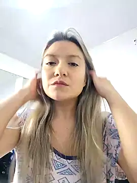 valeriahunter1 online show from 02-18-26, 10:39