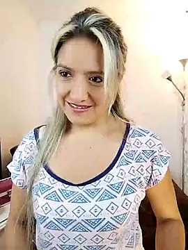 Snapshot of valeriahunter1 chatting on 01-13-25, 11:38 valeriahunter1 online show from 01-13-25, 11:38