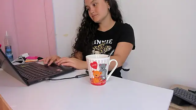 kattypinkk online show from 01-16-26, 11:53