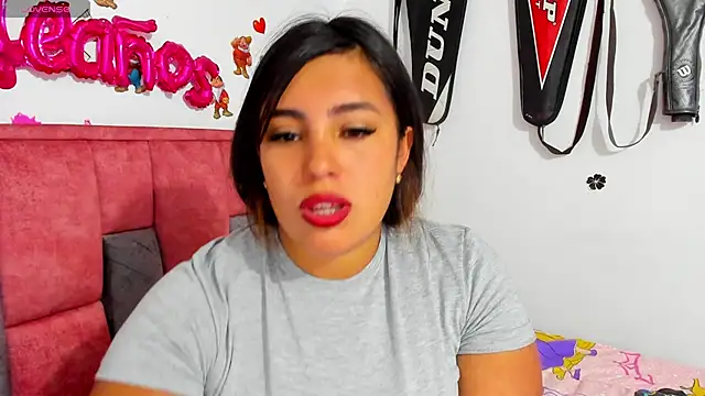 Snapshot of elana_kepler chatting on 12-10-24, 12:50 elana kepler online show from 12-10-24, 12:50