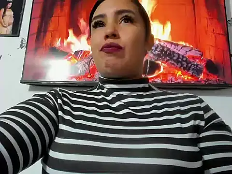 Snapshot of elana_kepler chatting on 01-25-25, 12:06 elana kepler online show from 01-25-25, 12:06