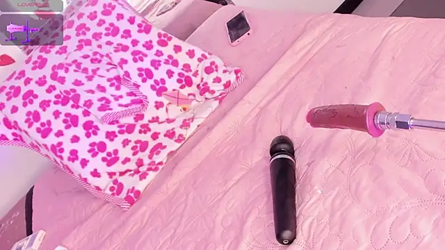 Hilary Smile  online show from 03-11-25, 10:09