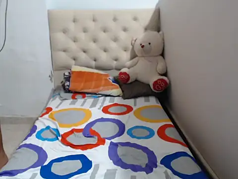 KIARAMARSHALLWELLZ online show from 09-10-25, 07:02