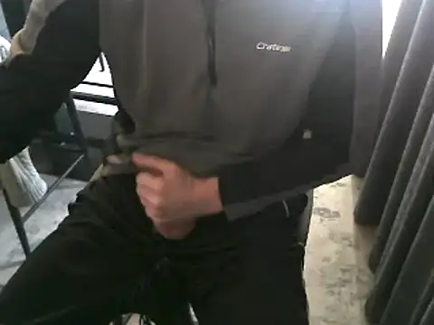 hornyman18cm39 online show from 01-02-25, 10:58