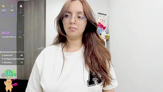 Snapshot of Valery7rose_ chatting on 04-24-26, 02:24 Valery7rose online show from 04-24-26, 02:24