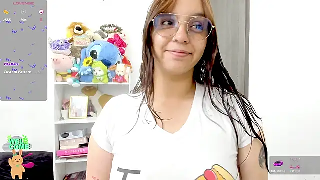 Snapshot of Valery7rose_ chatting on 05-04-26, 04:43 Valery7rose online show from 05-04-26, 04:43