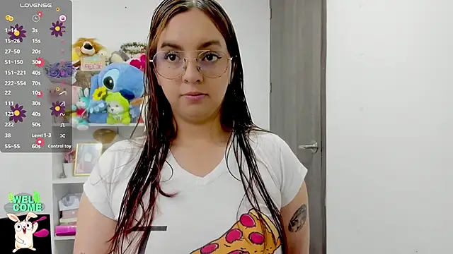 Snapshot of Valery7rose_ chatting on 05-30-26, 03:17 Valery7rose online show from 05-30-26, 03:17