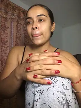 JuanaSimons online show from 05-19-26, 01:56