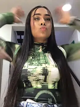 JuanaSimons online show from 03-08-25, 04:06