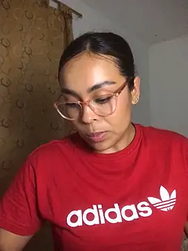 JuanaSimons online show from 12-20-25, 01:08