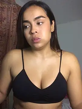 JuanaSimons online show from 05-02-26, 01:44