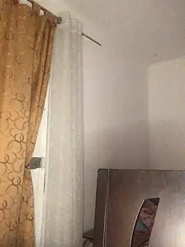 JuanaSimons online show from 10-10-25, 01:39