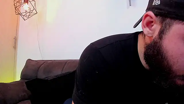 Snapshot of SebastianVilla_ chatting on 07-11-26, 10:43 SebastianVilla online show from 07-11-26, 10:43