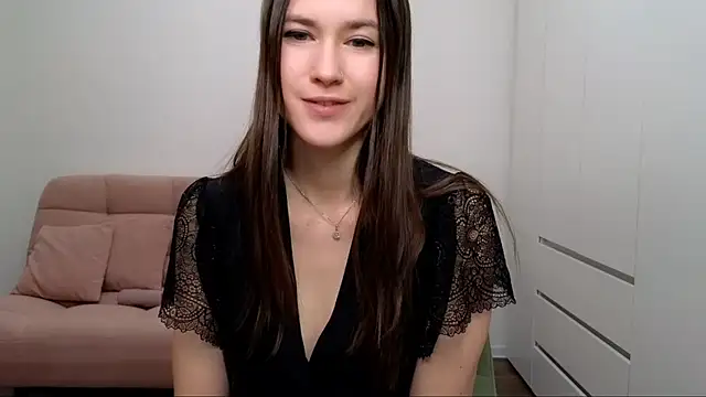 AliciaNewell online show from 02-10-25, 12:08