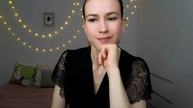Snapshot of AliciaNewell chatting on 07-03-26, 04:19 AliciaNewell online show from 07-03-26, 04:19