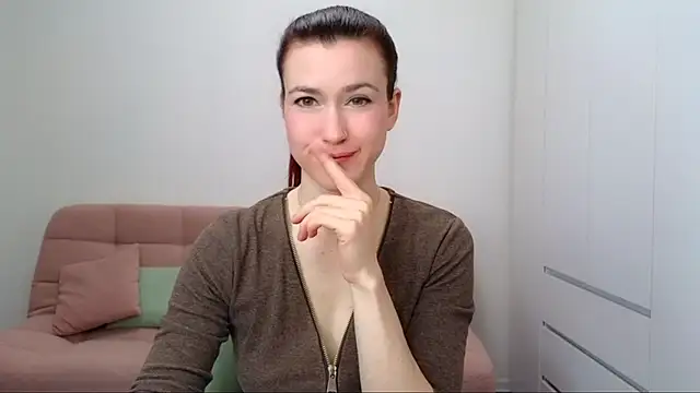 AliciaNewell online show from 09-16-25, 08:04