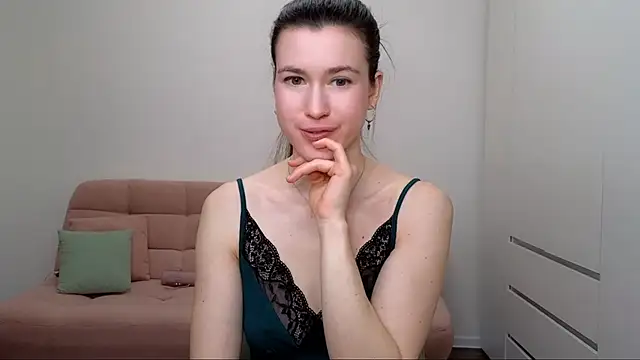 AliciaNewell online show from 03-13-25, 08:11