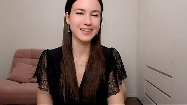 AliciaNewell online show from 02-11-25, 09:41