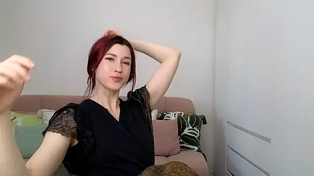 AliciaNewell online show from 10-18-25, 10:50