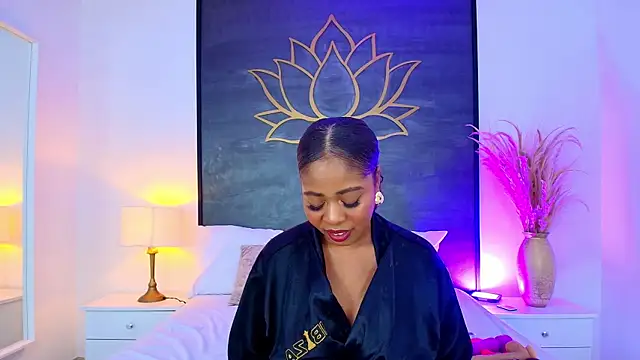 AlisonTravis online show from 04-24-26, 02:57