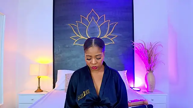 AlisonTravis online show from 04-23-26, 03:02