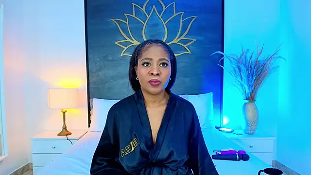 AlisonTravis online show from 05-07-26, 03:11