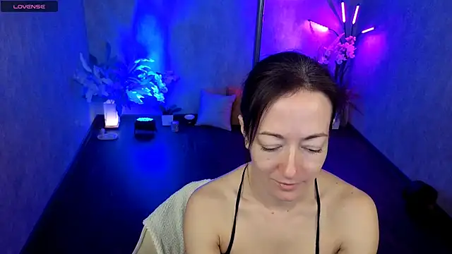 kimberlyray777 online show from 05-18-26, 06:07