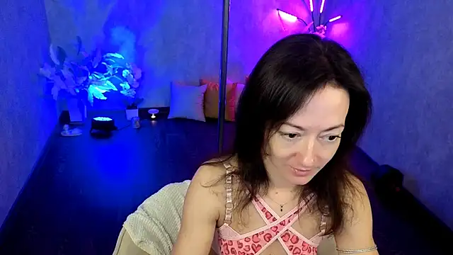 Snapshot of kimberlyray777 chatting on 06-29-26, 04:41 kimberlyray777 online show from 06-29-26, 04:41
