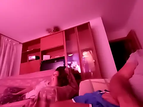 parejamlga58 online show from 11-01-25, 06:46